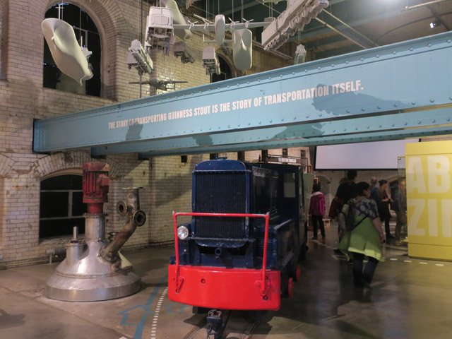 Тепловоз в интерьере