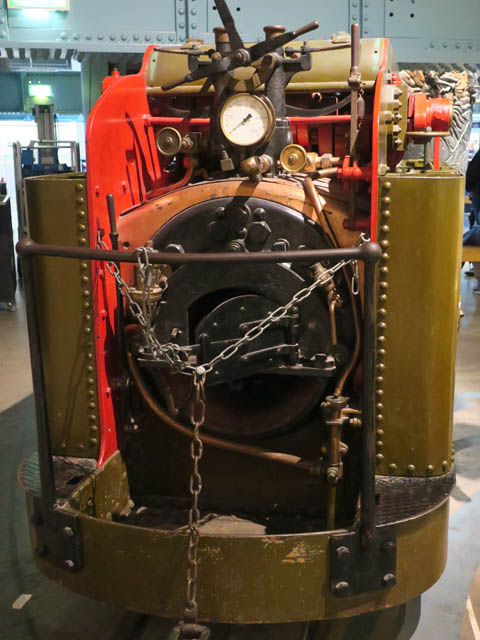 Органы управления паровоза Гинесса