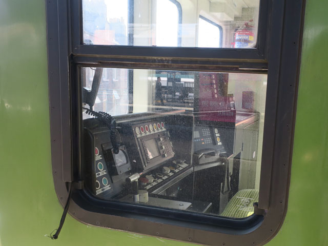 Кабина машиниста электросекции