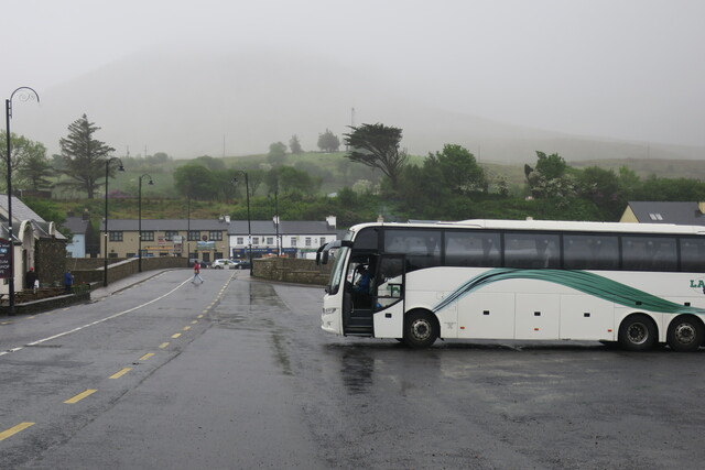 Автобус у Killary Fjord