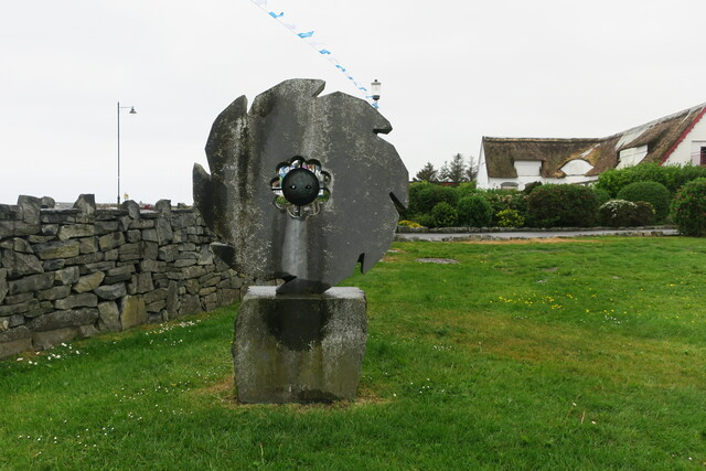 Непонятное изваяние