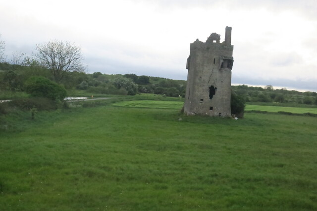 Развалины башни