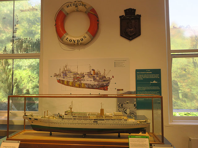 Модель судна Mercury