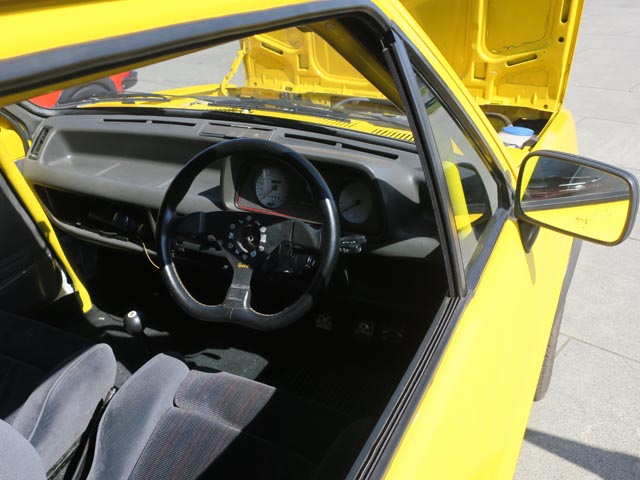 Салон старой машины