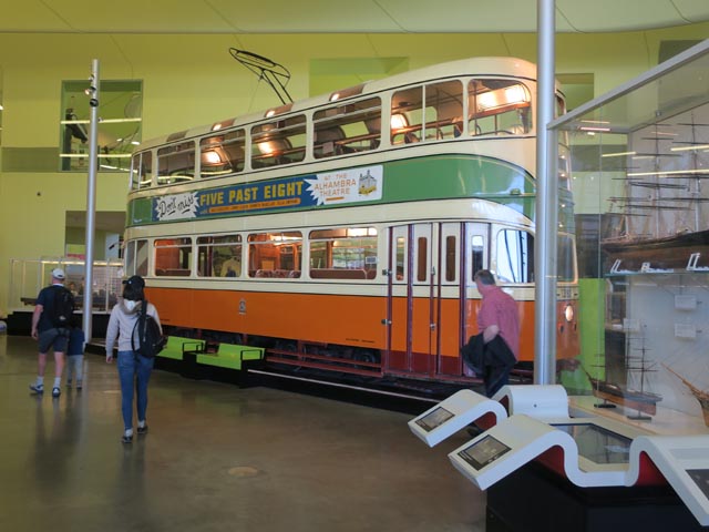 Двухэтажный трамвай в Riverside Museum