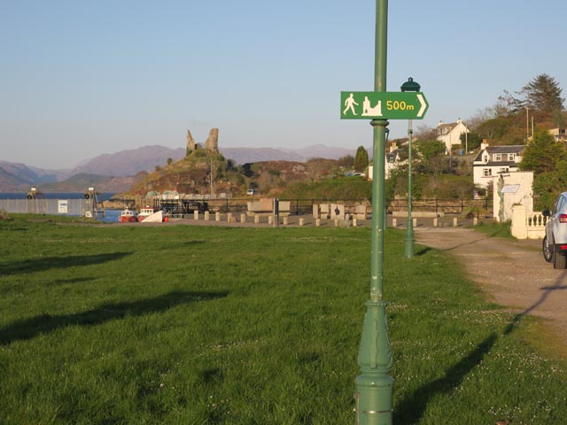 Указатели на Caisteal Maol